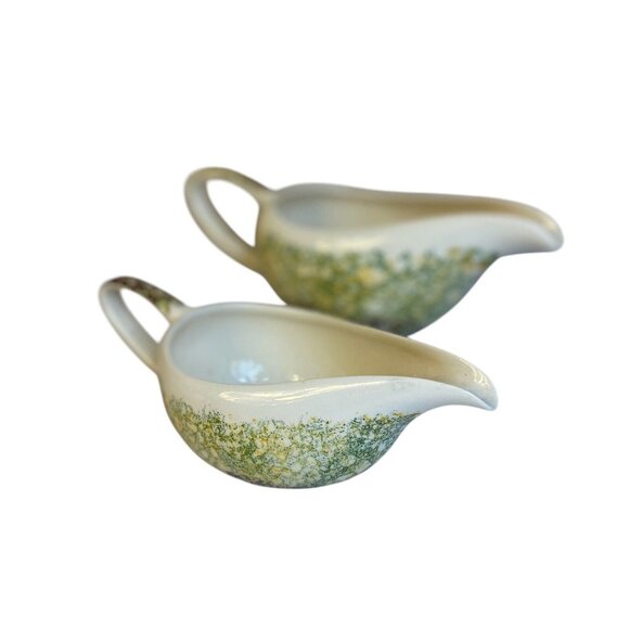 VERNON WARE Vtg Hawaiian Coral Sponged Edge Ceramic Gravy Boat Saucier Set